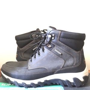 ROCKPORT Men’s Water Resistance Boots.